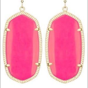 Kendra Scott Danielle Earrings- Gold & Hot Pink!